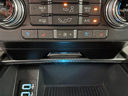 Used 2018 Ford F150 Lariat w/ Equipment Group 502A Luxury AWD/4WD image 28