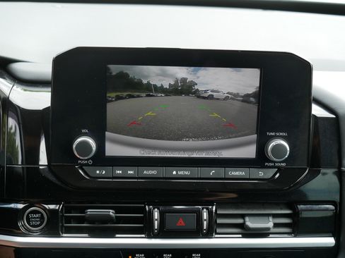 Certified 2024 Nissan Pathfinder SV AWD/4WD image 27