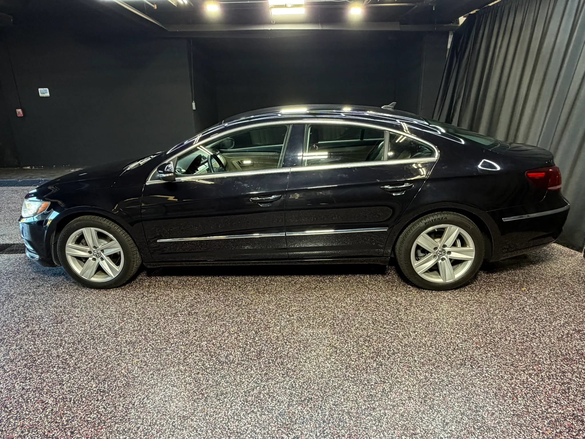 Used 2015 Volkswagen CC Sport FWD image 4