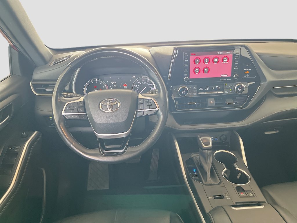 Used 2022 Toyota Highlander XSE FWD image 23