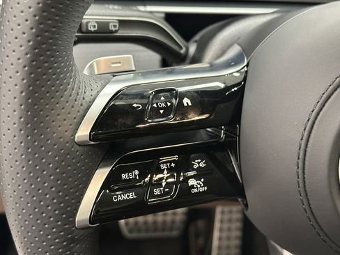 Certified 2025 Mercedes-Benz GLS 450 4MATIC image 29