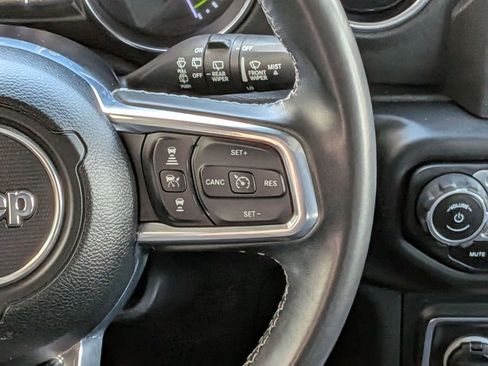 Used 2021 Jeep Wrangler Unlimited Sahara w/ Safety Group image 20