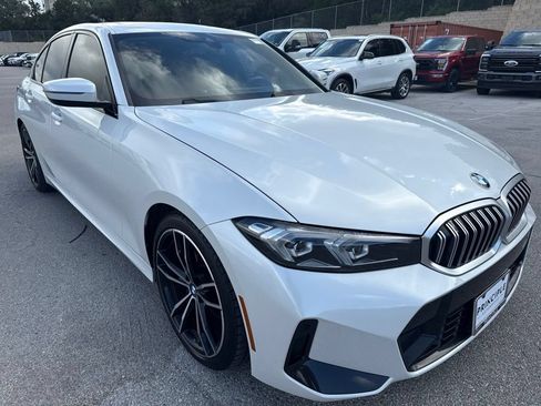 Certified 2023 BMW 330i Sedan w/ M Sport Package RWD image 4