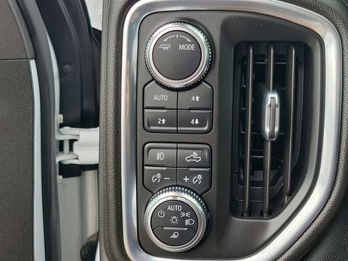Used 2022 GMC Sierra 1500 Denali w/ Technology Package AWD/4WD image 21