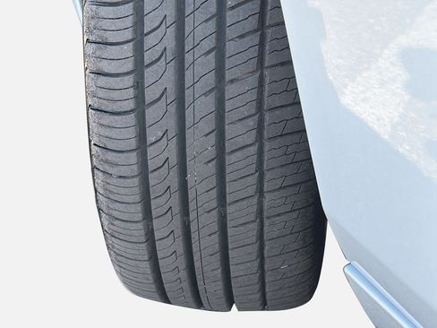 Used 2023 MAZDA MAZDA3 s image 40