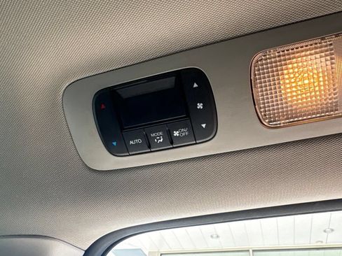 Used 2017 Honda Odyssey EX-L image 37