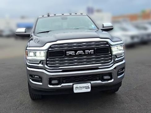 Used 2021 RAM 2500 Limited AWD/4WD image 4
