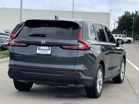 Used 2024 Honda CR-V EX image 4