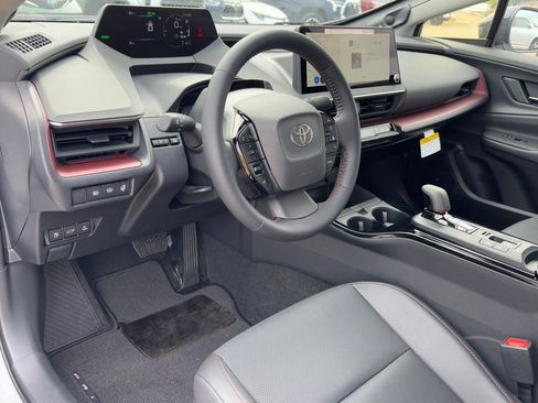 New 2026 Toyota Prius Plug-In Hybrid image 10