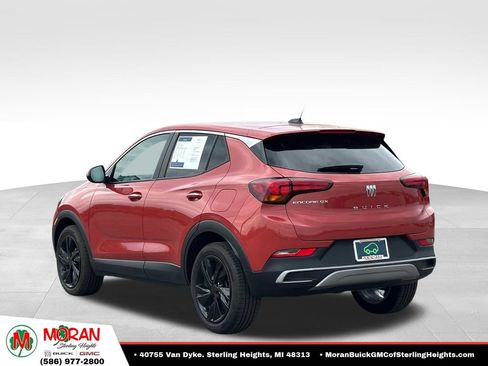 Certified 2024 Buick Encore GX Preferred FWD image 3