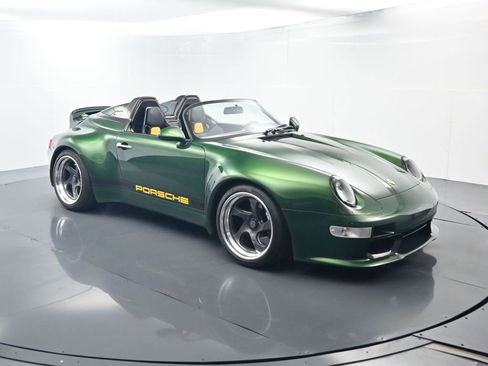 Used 1995 Porsche 911 Carrera image 17