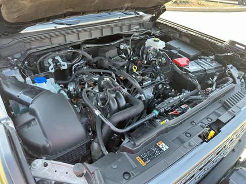 Used 2024 Ford Bronco Everglades AWD/4WD image 25