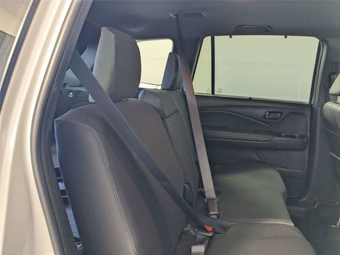 Used 2022 Honda Passport TrailSport image 24