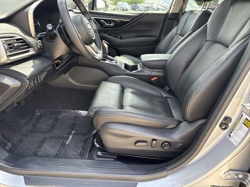 Certified 2025 Subaru Outback Touring AWD/4WD image 18