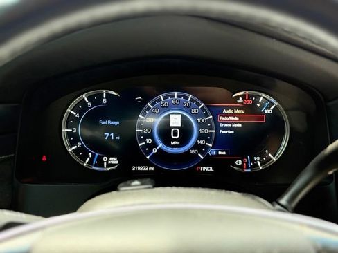 Used 2019 Cadillac Escalade Premium Luxury AWD/4WD image 14