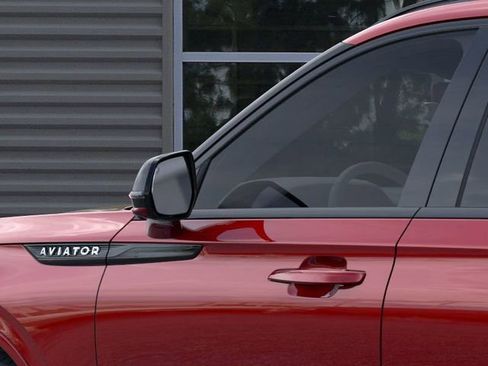 New 2025 Lincoln Aviator 2WD w/ Jet Appearance Package image 20