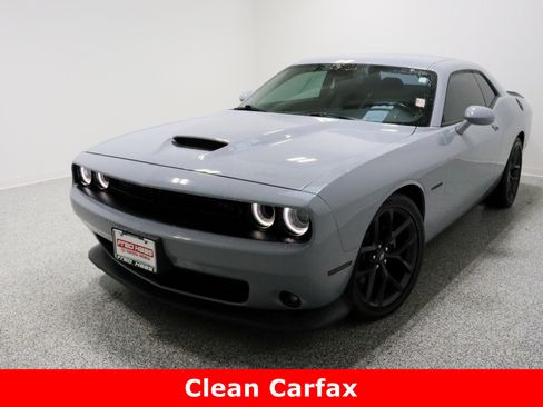Used 2021 Dodge Challenger R/T w/ Blacktop Package image 2