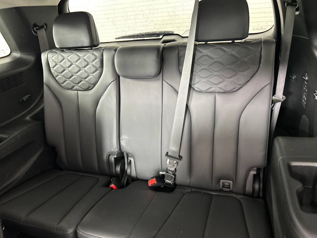 Used 2022 Hyundai Palisade Limited w/ Cargo Package FWD image 21