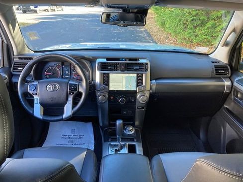 Certified 2023 Toyota 4Runner SR5 Premium image 31