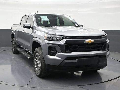 Used 2023 Chevrolet Colorado LT w/ LT Convenience Package RWD image 7