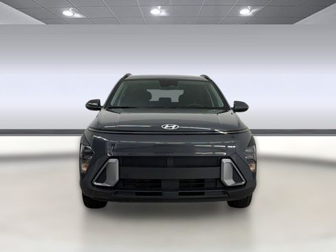 Used 2024 Hyundai Kona SEL FWD image 6
