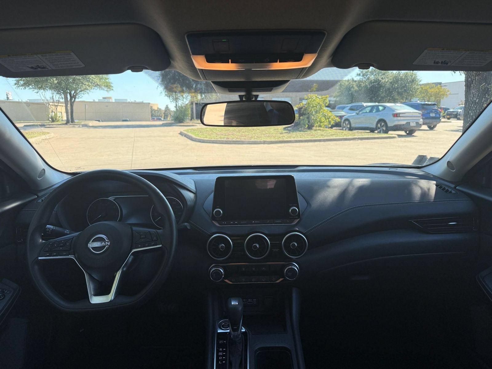 Used 2025 Nissan Sentra SV FWD image 32