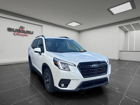 Certified 2024 Subaru Forester Premium AWD/4WD image 2