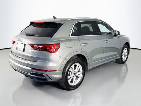 Certified 2025 Audi Q3 2.0T Premium w/ Convenience Package AWD/4WD image 7