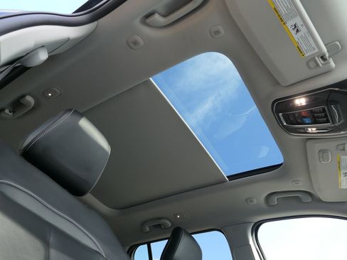 Used 2023 Jeep Grand Cherokee 4WD 4xe image 25