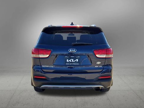 Used 2017 Kia Sorento EX w/ EX Advanced Touring Package image 5
