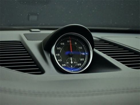 Used 2019 Porsche 911 Turbo S image 43