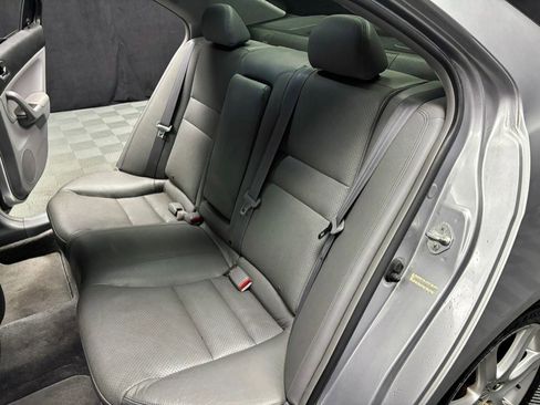 Used 2005 Acura TSX image 35