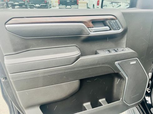 Used 2024 GMC Sierra 1500 SLT w/ SLT Premium Plus Package image 14