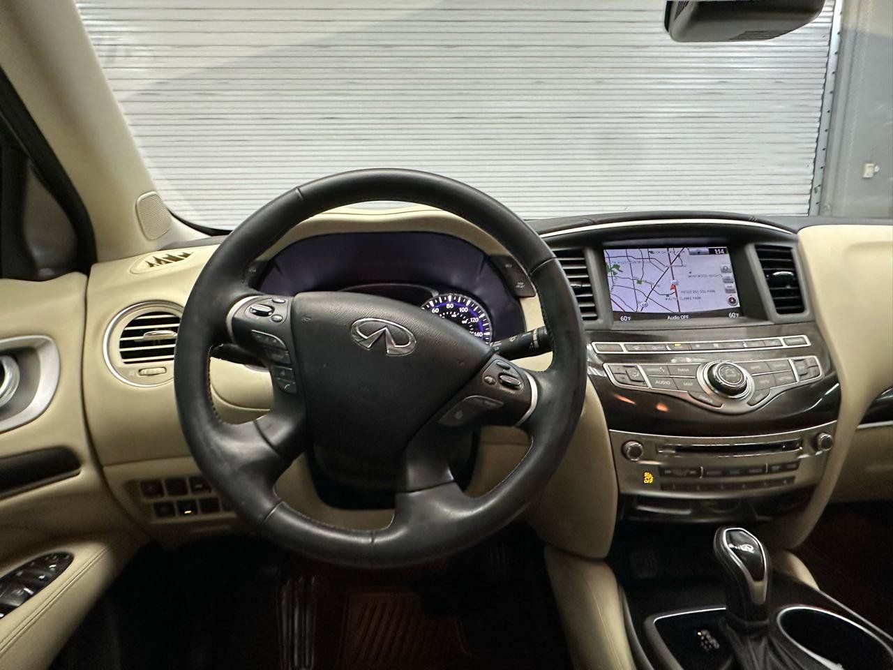 Used 2020 INFINITI QX60 Luxe w/ Essential Package FWD image 14
