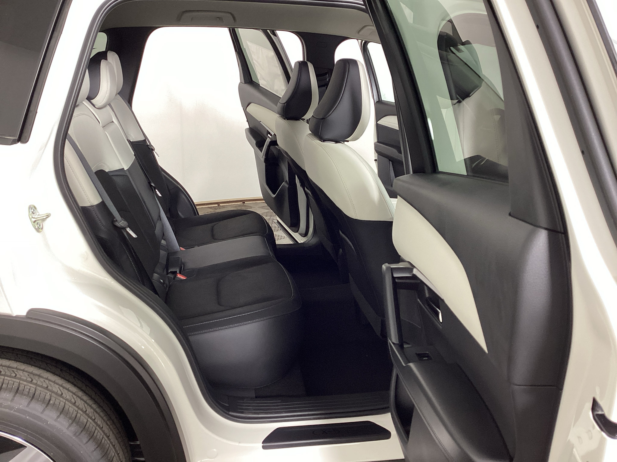 New 2026 MAZDA CX-5 Preferred AWD/4WD image 9