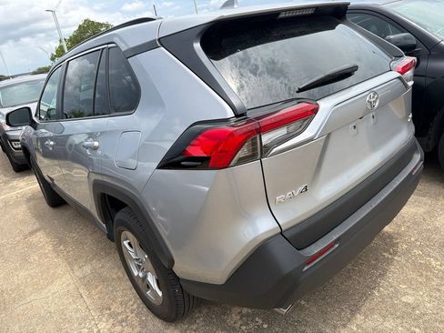 Used 2025 Toyota RAV4 XLE FWD image 4