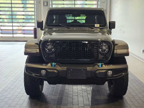 Used 2024 Jeep Wrangler Unlimited AWD/4WD image 10