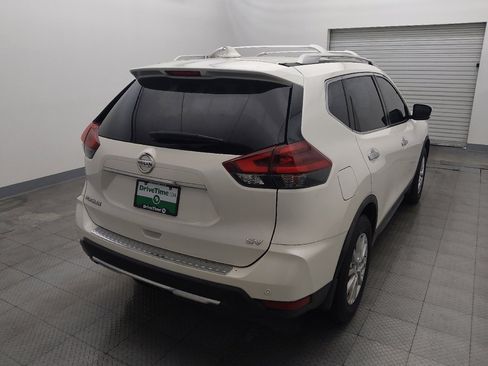 Used 2020 Nissan Rogue SV FWD image 7