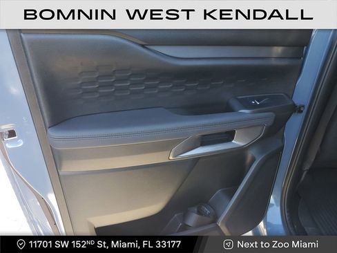 Used 2025 Ford Ranger XLT w/ Black Appearance Package image 18