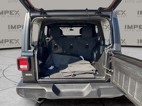 Used 2021 Jeep Wrangler Unlimited Sport image 28