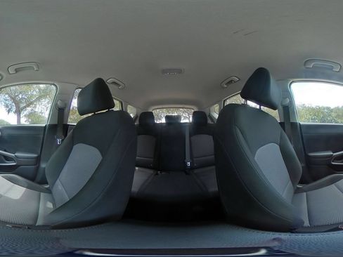 Used 2025 Kia Soul LX w/ LX Technology Package FWD image 40