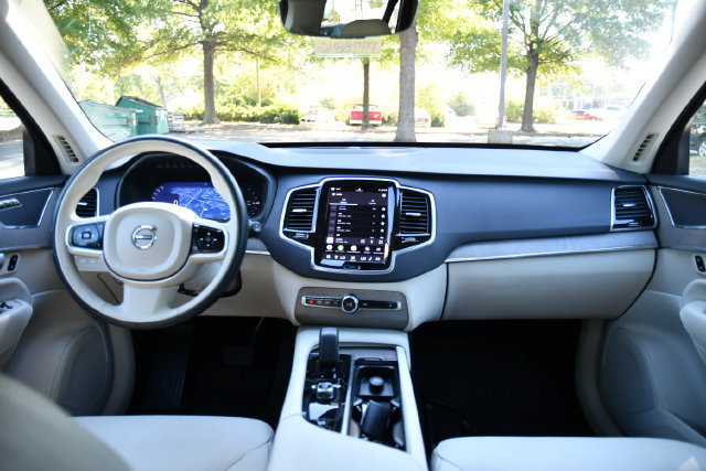 Used 2023 Volvo XC90 T8 Plus w/ Protection Package Premier AWD/4WD image 21