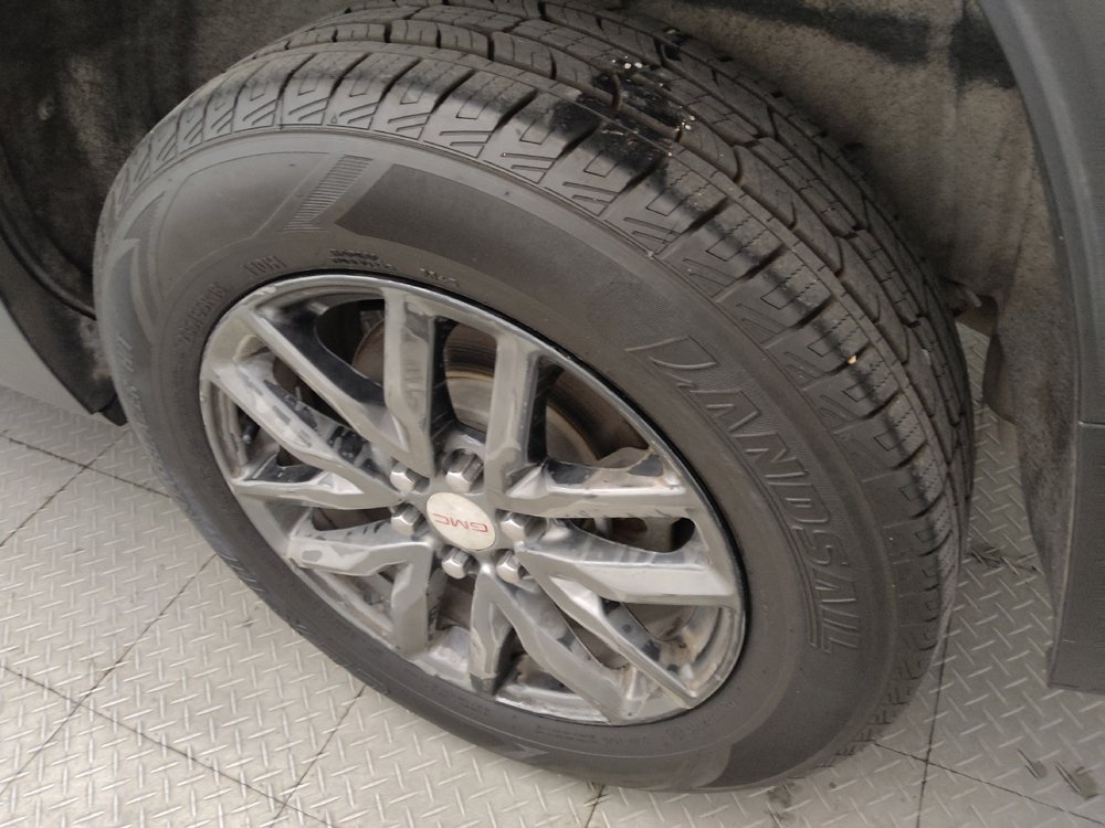 Used 2019 GMC Acadia SLT FWD image 31