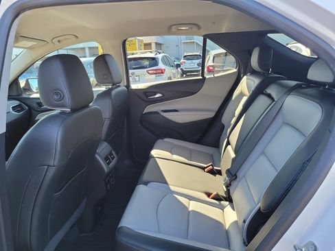 Used 2018 Chevrolet Equinox Premier w/ Infotainment II Package image 13