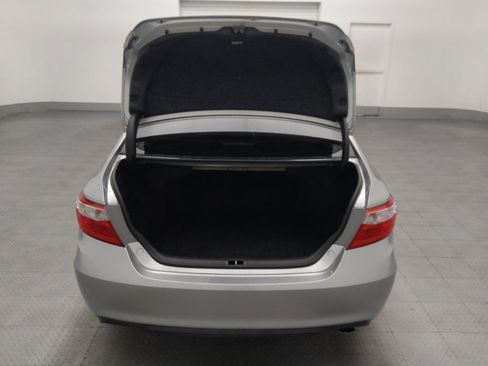Used 2015 Toyota Camry SE FWD image 29