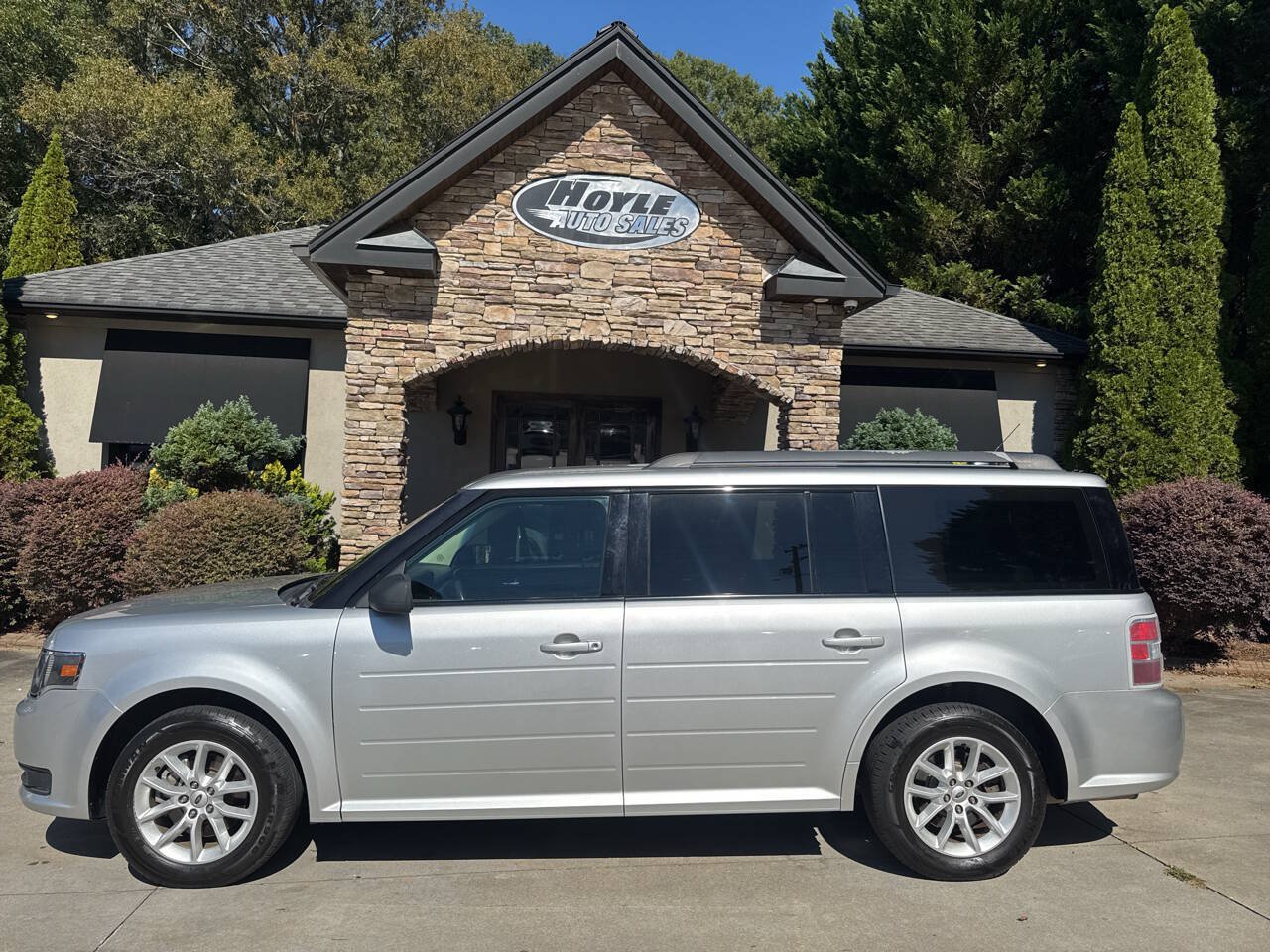 Used 2019 Ford Flex SE FWD image 1