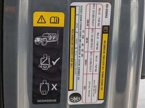 New 2025 Jeep Wrangler Unlimited Rubicon image 19