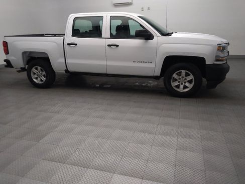 Used 2017 Chevrolet Silverado 1500 W/T w/ Trailering Package RWD image 11