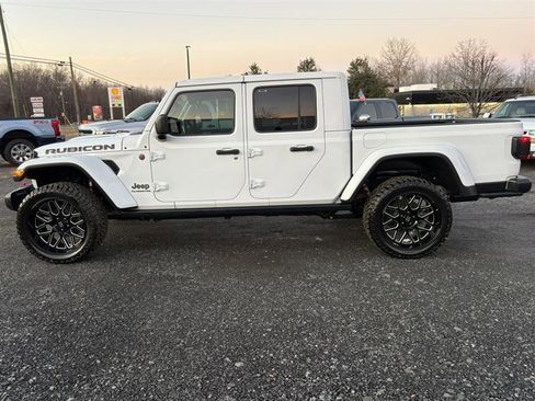 Used 2021 Jeep Gladiator Rubicon image 2