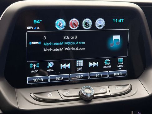 Used 2018 Chevrolet Camaro SS RWD image 9
